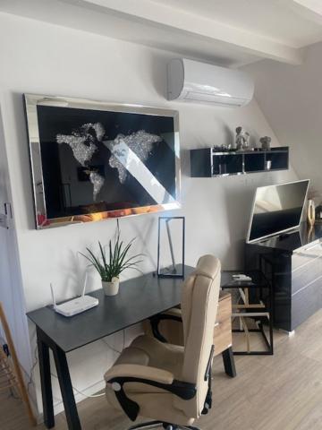 R77 Apartment Downtown - Penthouse بودابست المظهر الخارجي الصورة